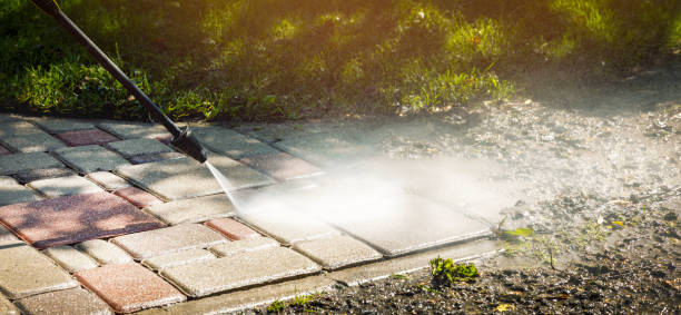Best Driveway Pressure Washing  in Holts Summit, MO